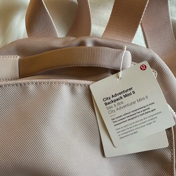 Lululemon city adventurer backpack mini - misty pink new with tags NWT - Picture 4 of 6